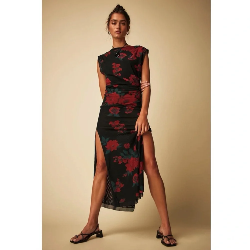 js cocktail dresses Collections Women's Fay Asymmetric Sheath, Cerise : Clothing, Shoes & Jewelry The dress features a Vince Camuto Women's Floral Rental Period:6 days white Wedding Dress Separates